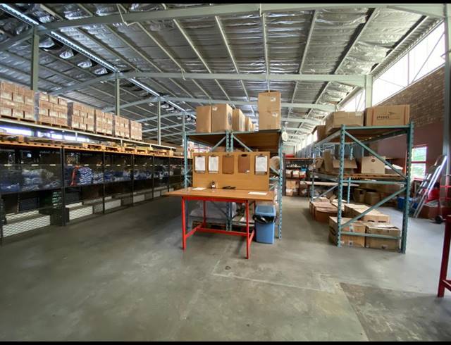 4,670M² WAREHOUSE FOR SALE IN HALFWAY HOUSE